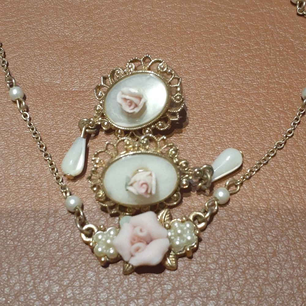 1928s vintage rose jewelry